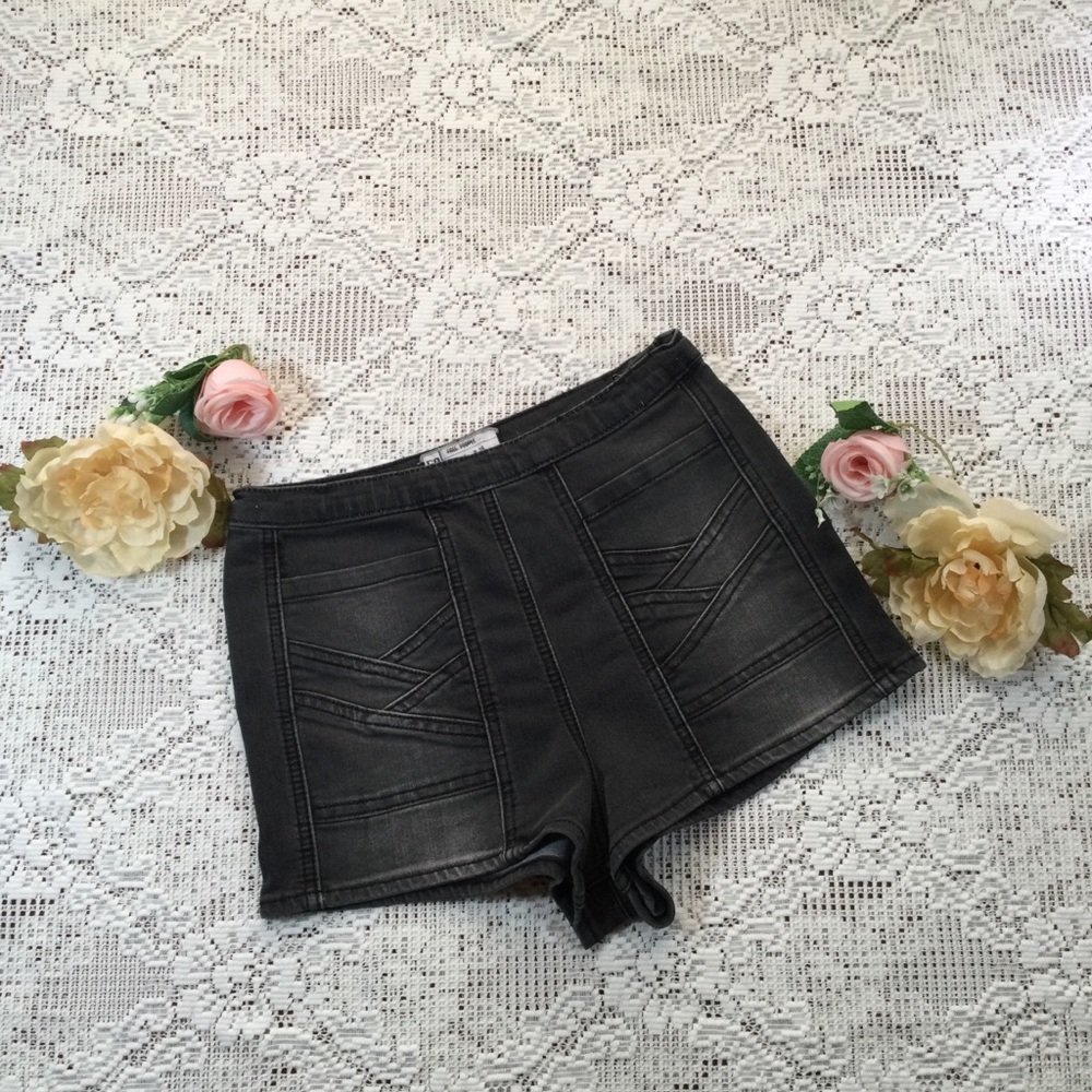 Free People Women's Denim Black Shorts Size 26